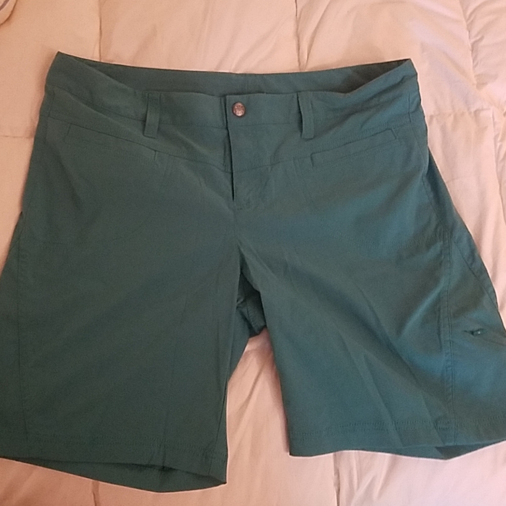 Athleta teal shorts size 14